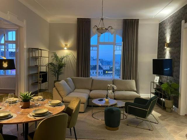 Orangehomes Panthera Luxury Apartment Budapest Esterno foto