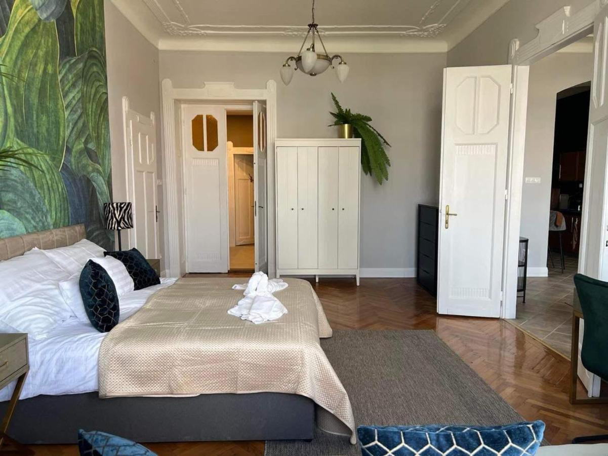 Orangehomes Panthera Luxury Apartment Budapest Esterno foto